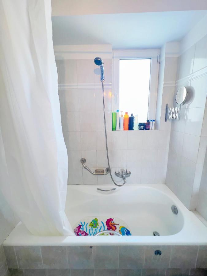 Cozy Fairytal Garden Apartment, Family Friendly, Free Parking, 15 Min To Airport Athen Exterior foto