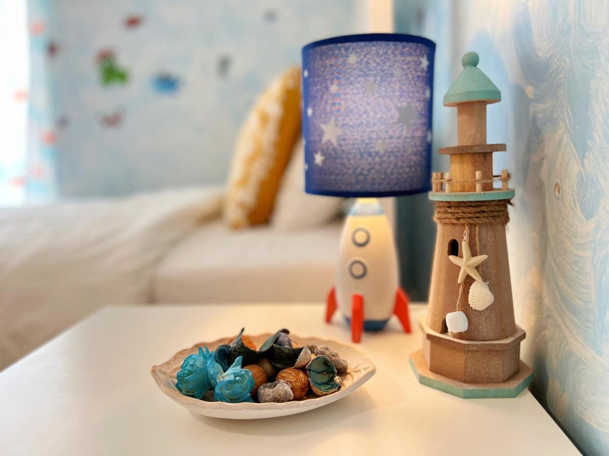 Cozy Fairytal Garden Apartment, Family Friendly, Free Parking, 15 Min To Airport Athen Exterior foto