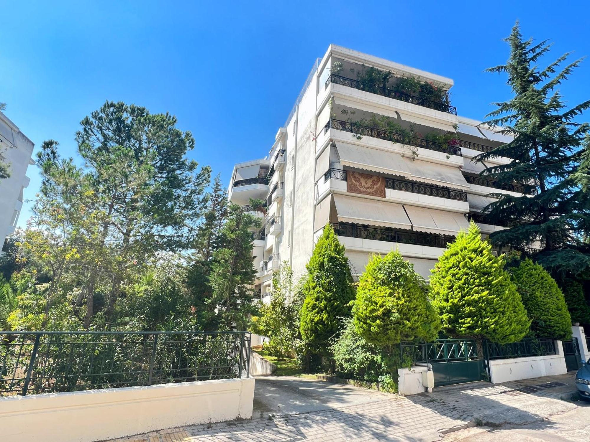 Cozy Fairytal Garden Apartment, Family Friendly, Free Parking, 15 Min To Airport Athen Exterior foto