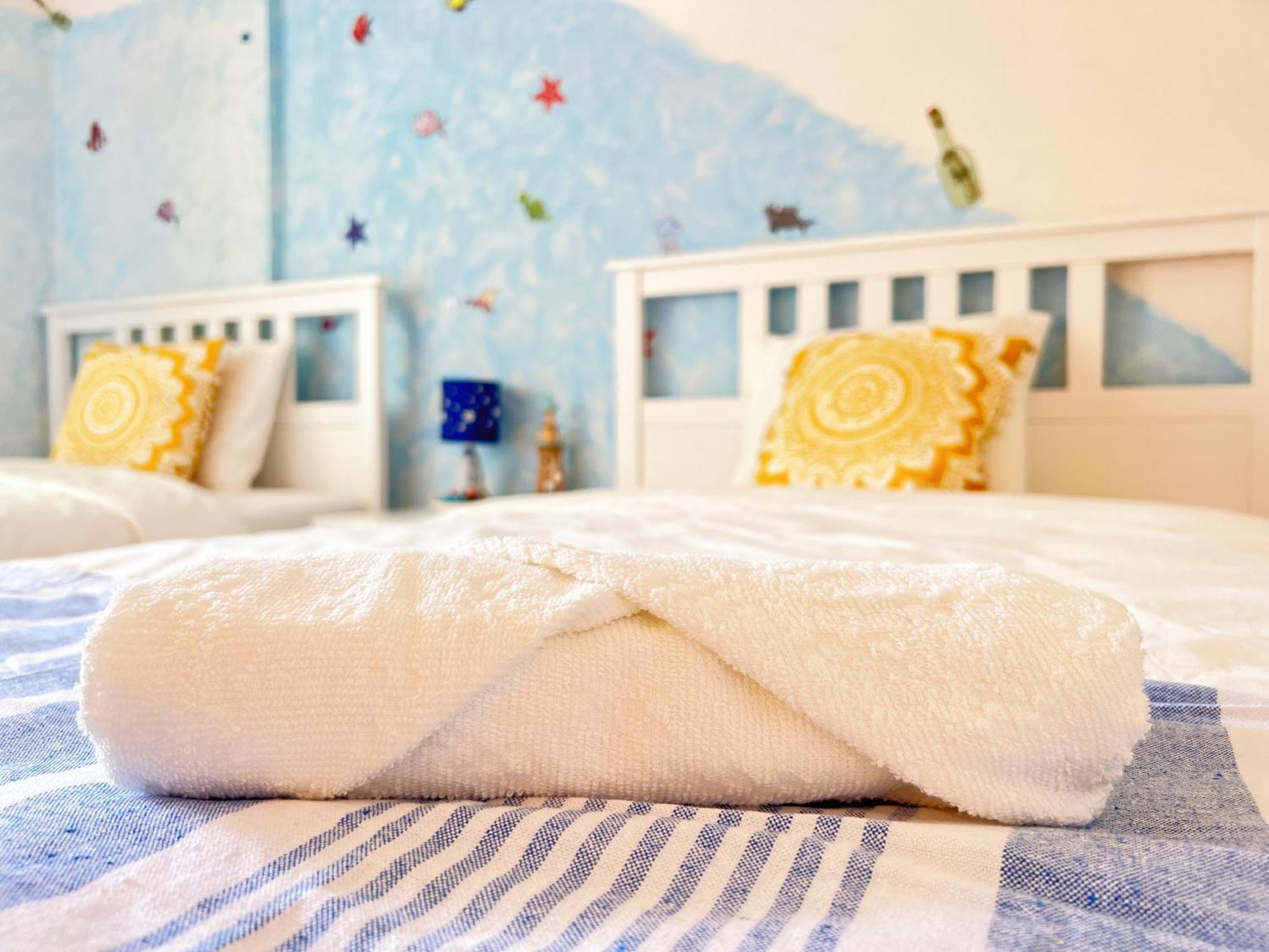 Cozy Fairytal Garden Apartment, Family Friendly, Free Parking, 15 Min To Airport Athen Exterior foto