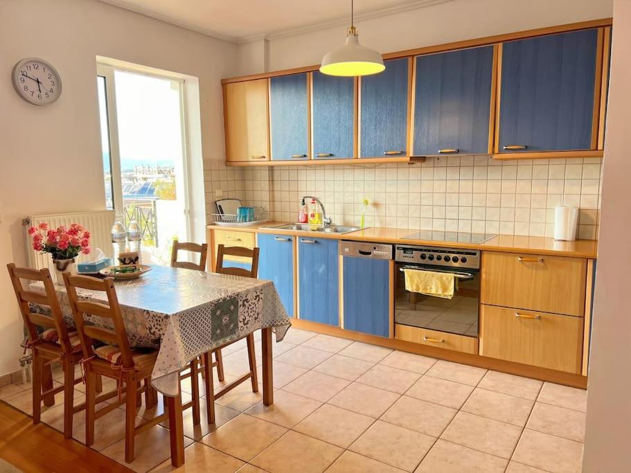 Cozy Fairytal Garden Apartment, Family Friendly, Free Parking, 15 Min To Airport Athen Exterior foto